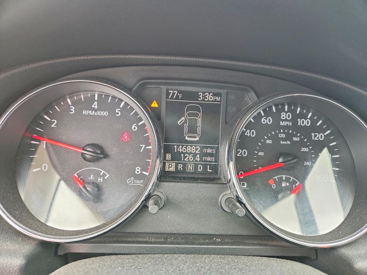 Nissan Rogue S