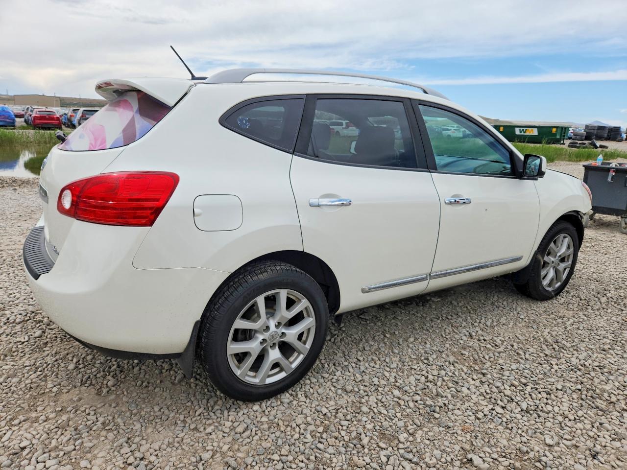 Nissan Rogue S