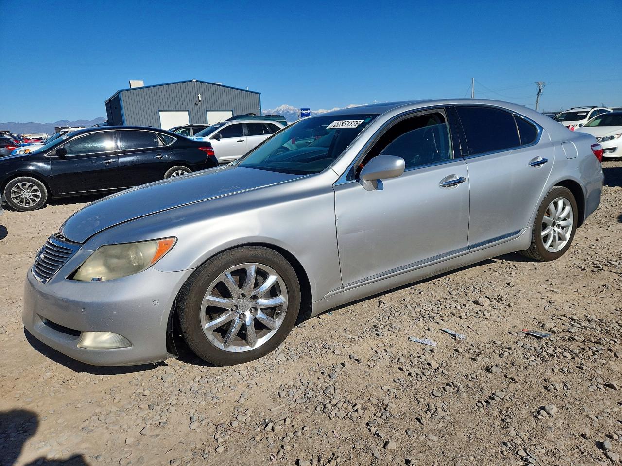 Salvage Lexus LS Image