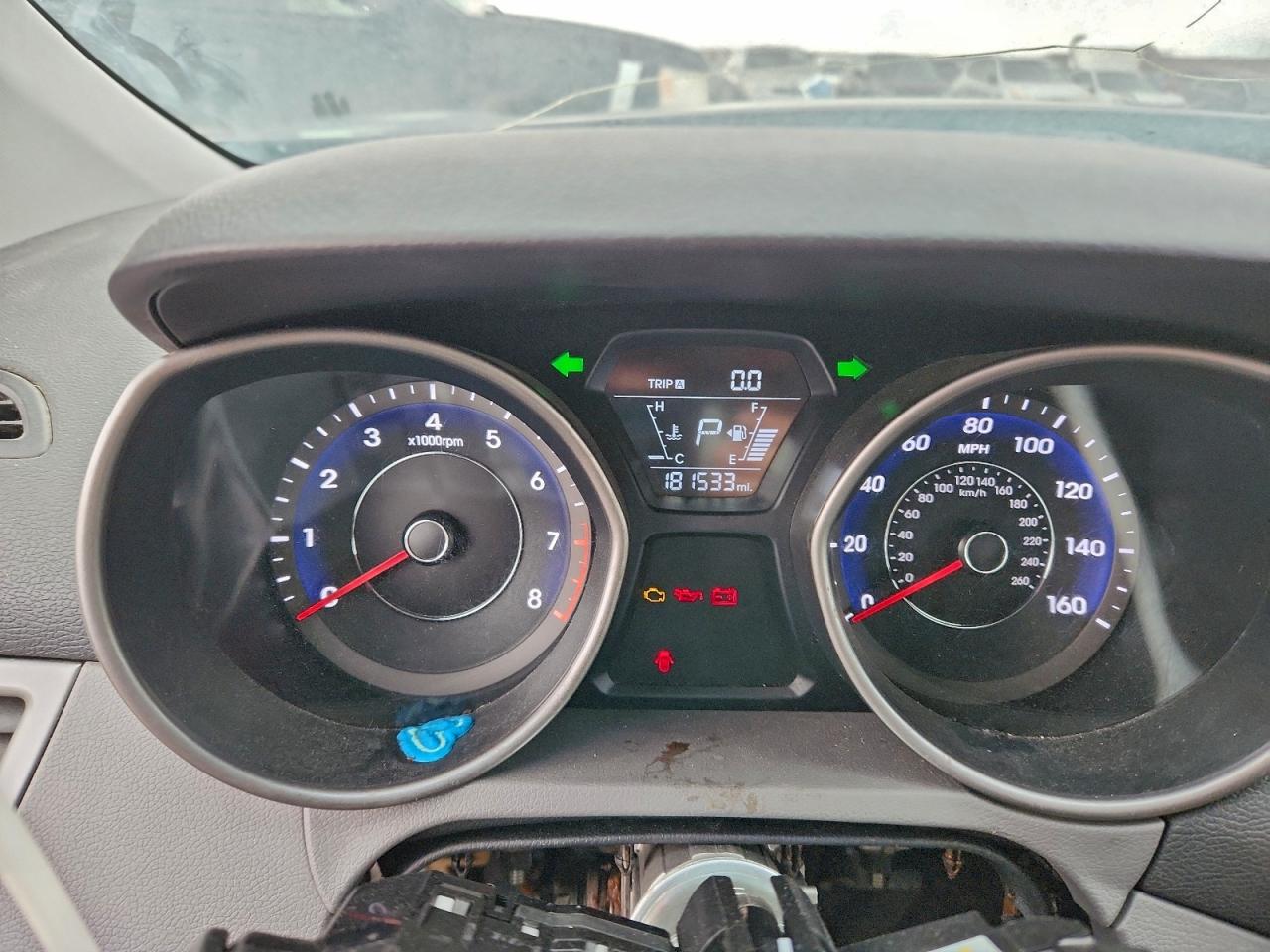 Hyundai ELANTRA Se