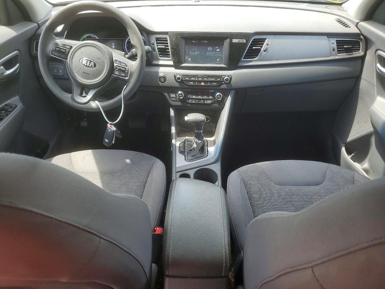 Kia Niro Lx