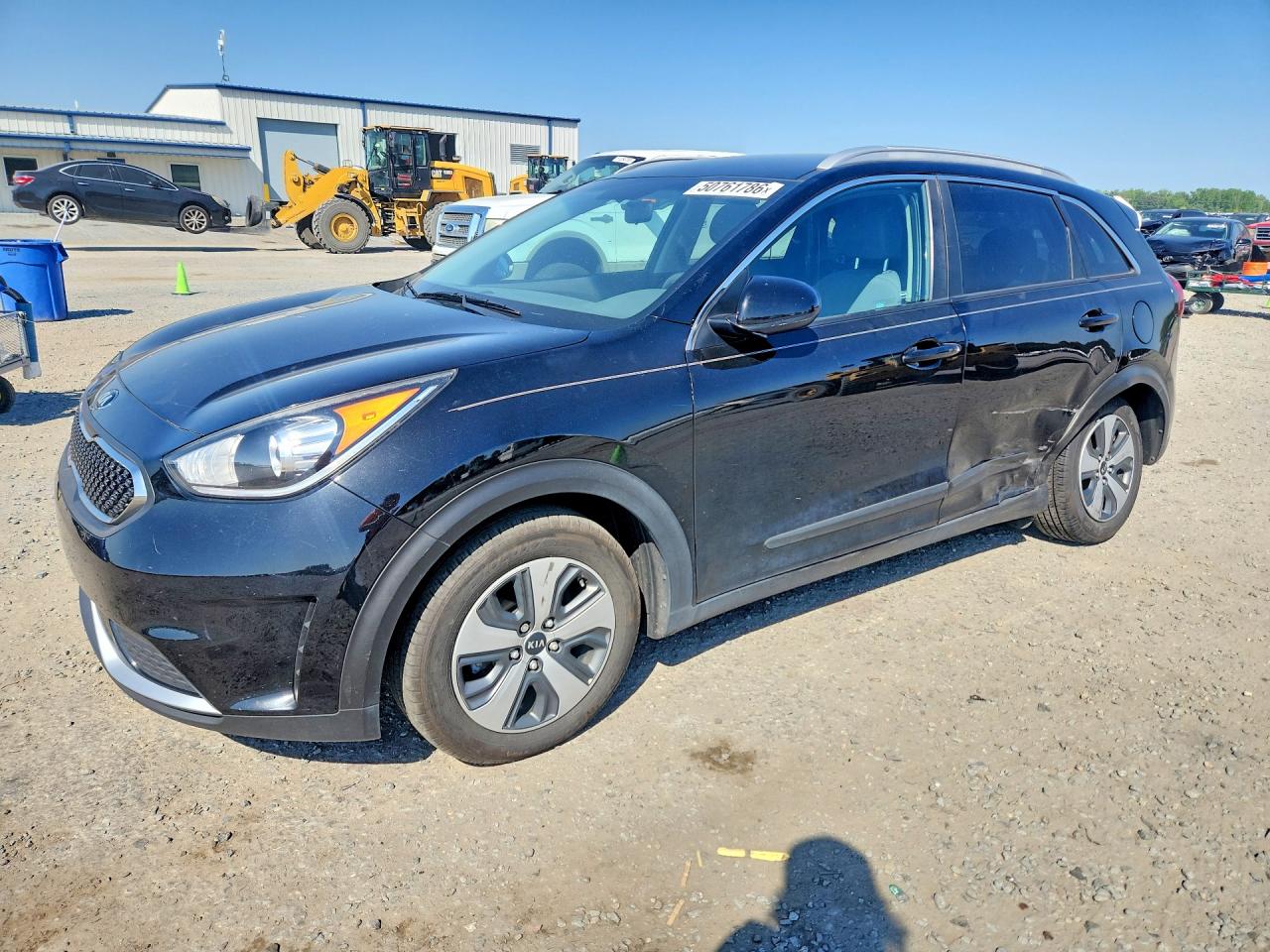 Salvage Kia Niro Image