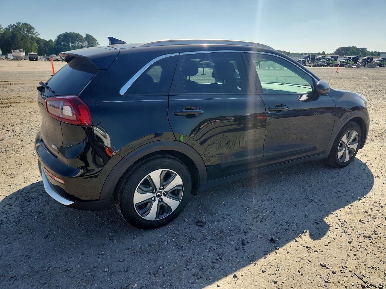 Kia Niro Lx
