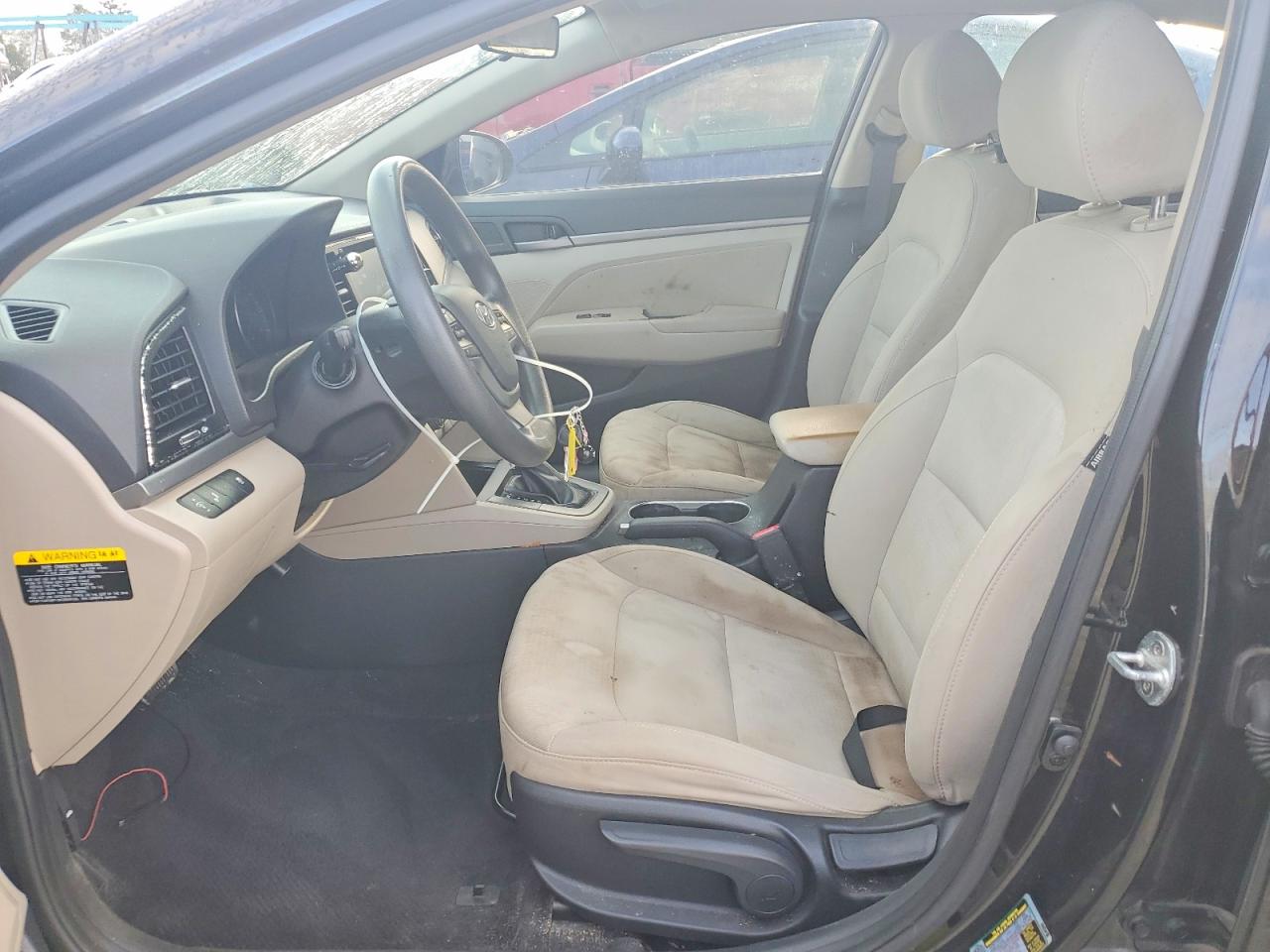 Hyundai ELANTRA Sel