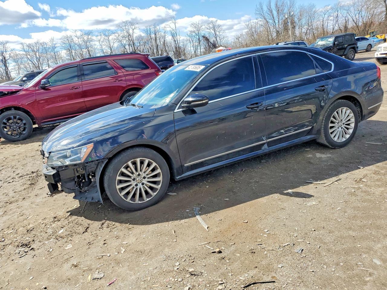 Salvage Volkswagen Passat Image
