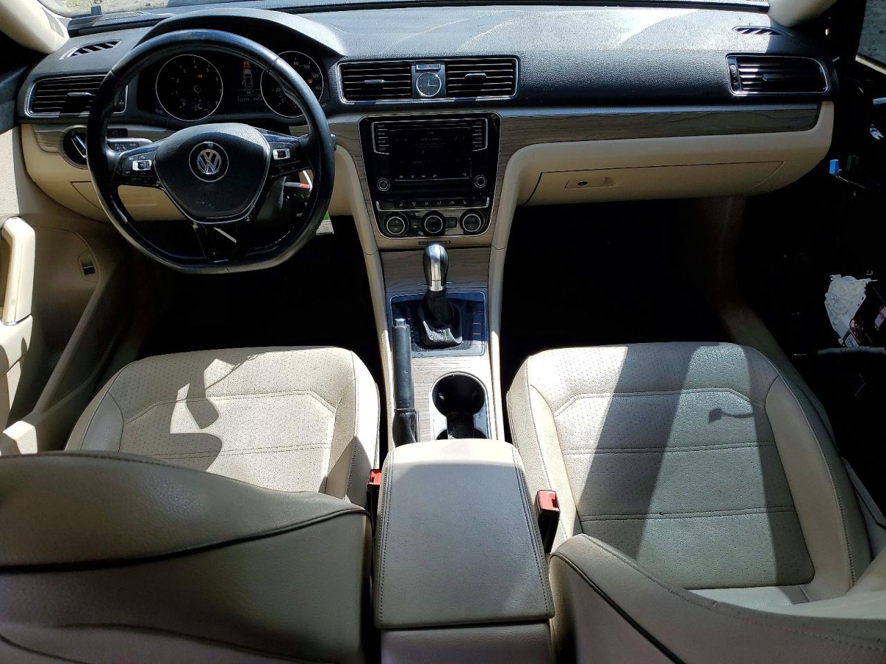 Volkswagen Passat Se