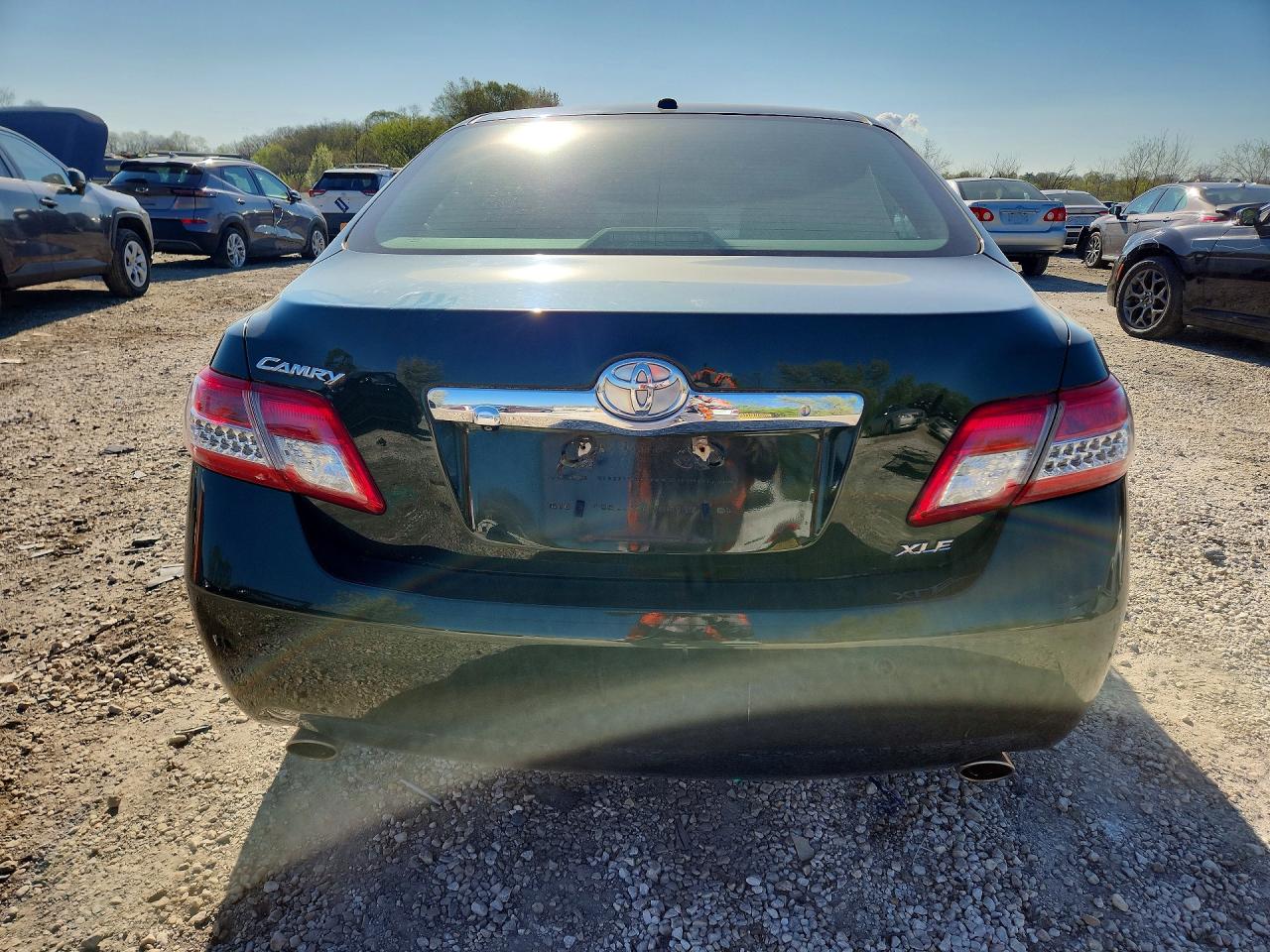 Toyota Camry Xle V6