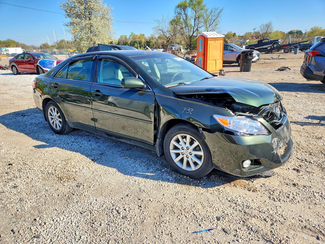 Toyota Camry Xle V6