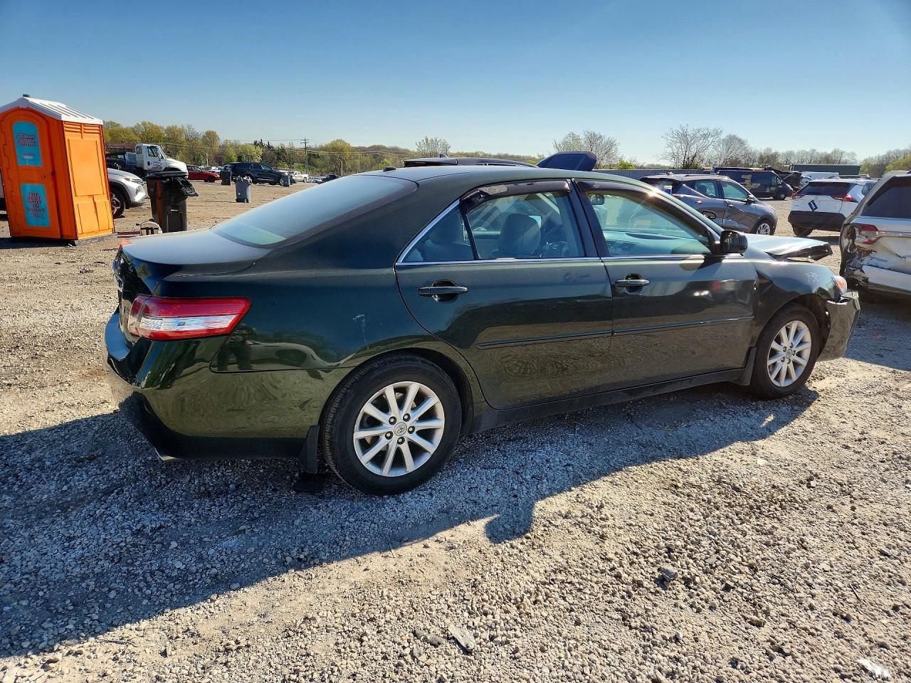 Toyota Camry Xle V6
