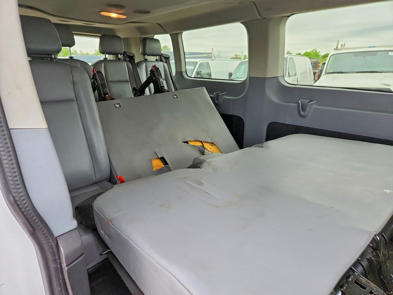 Ford Transit T-350