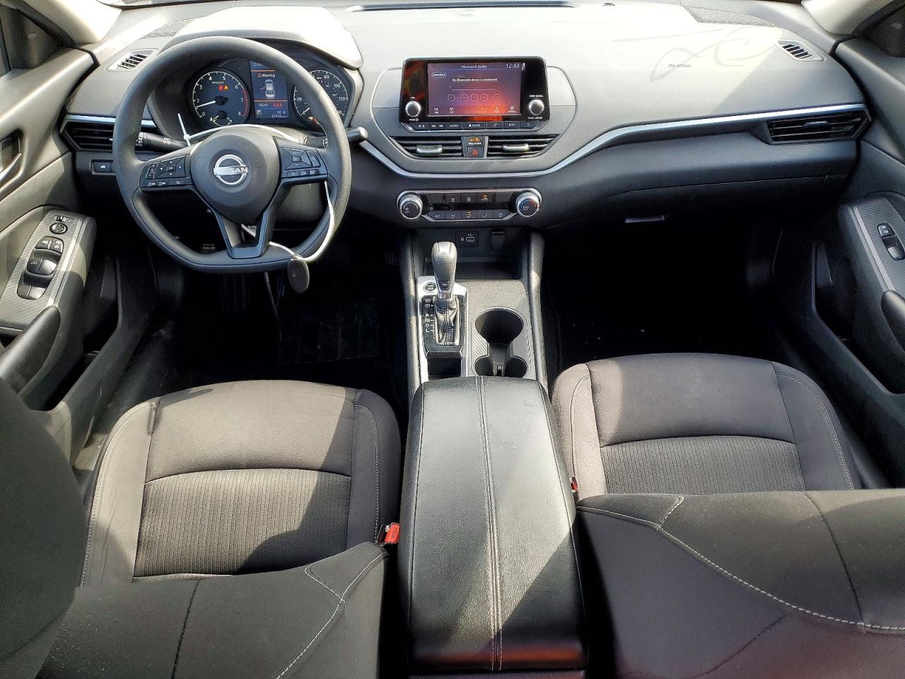 Nissan Altima S
