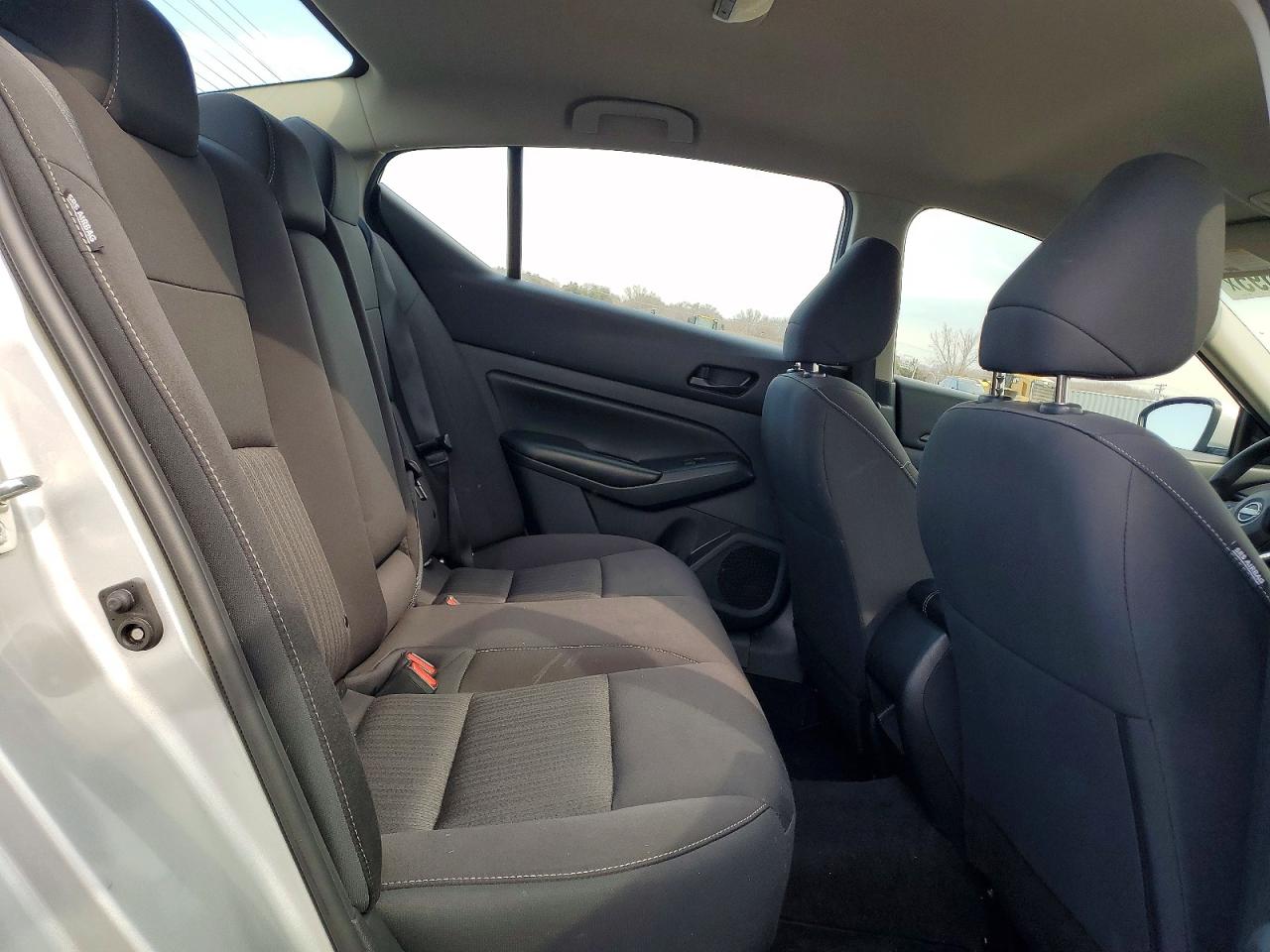 Nissan Altima S
