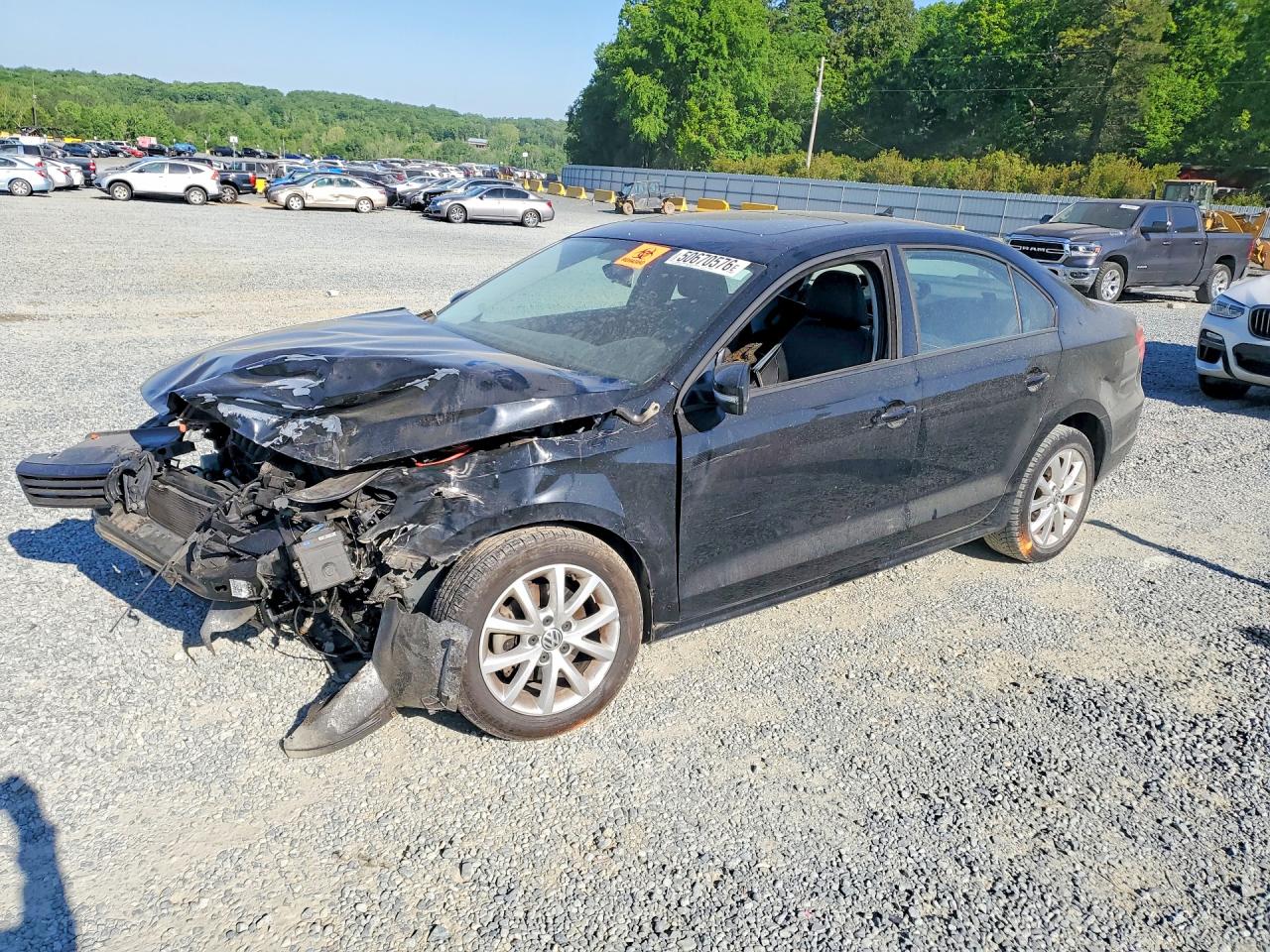 Salvage Volkswagen Jetta Image