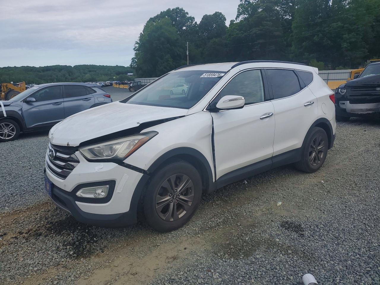 Salvage Hyundai SANTA FE Image