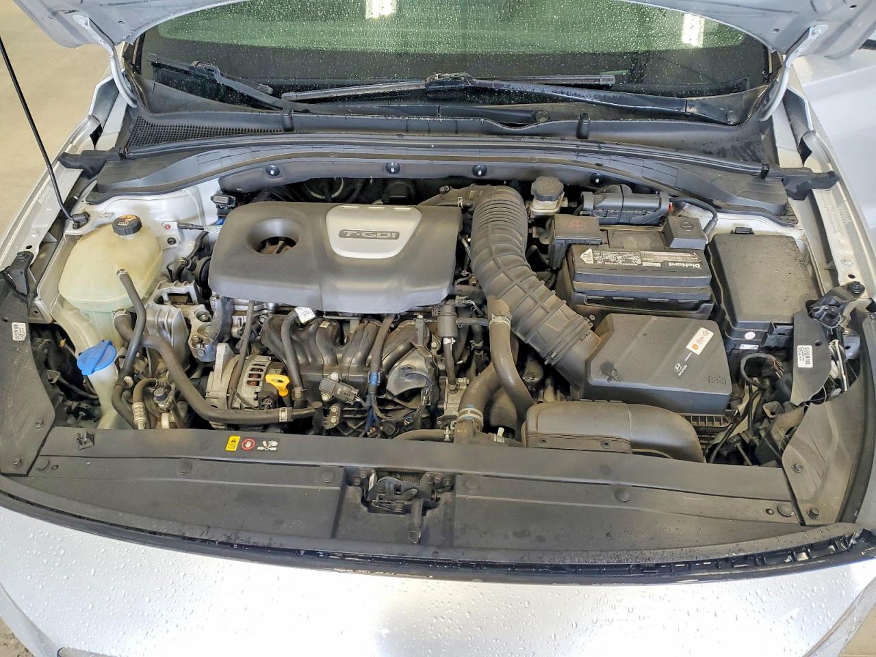 Hyundai ELANTRA Sport