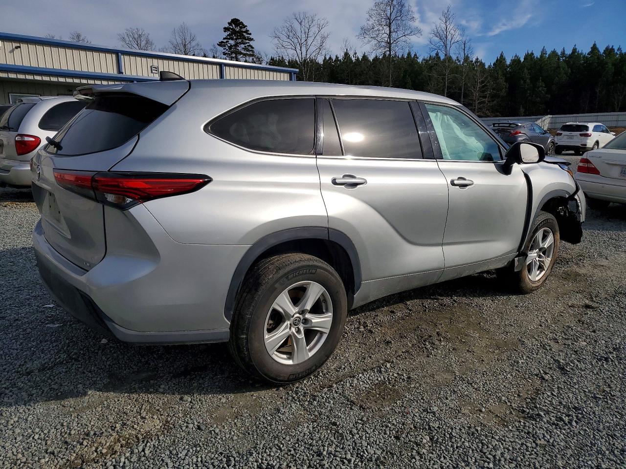 Toyota Highlander L