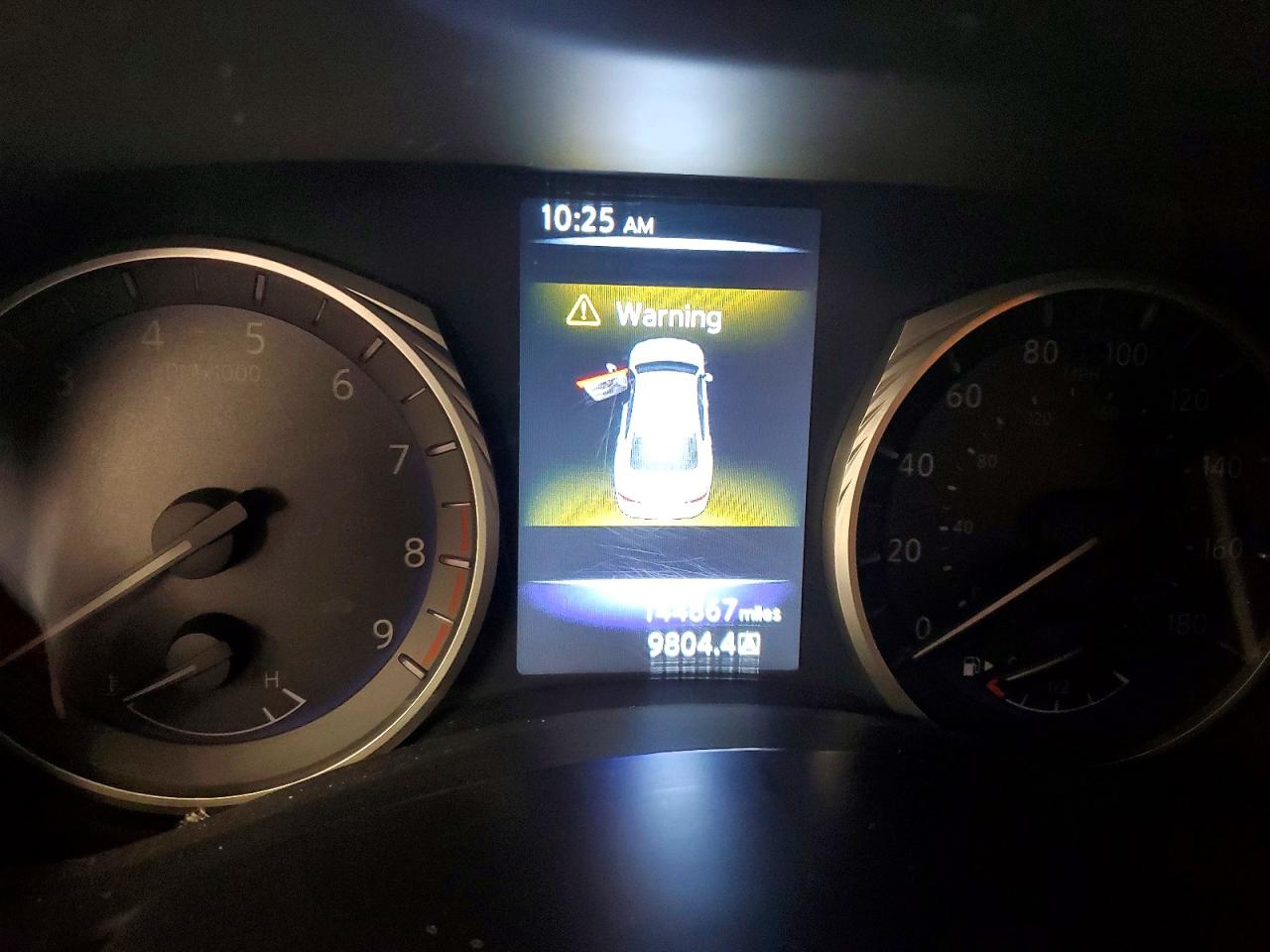 INFINITI Q50 Base