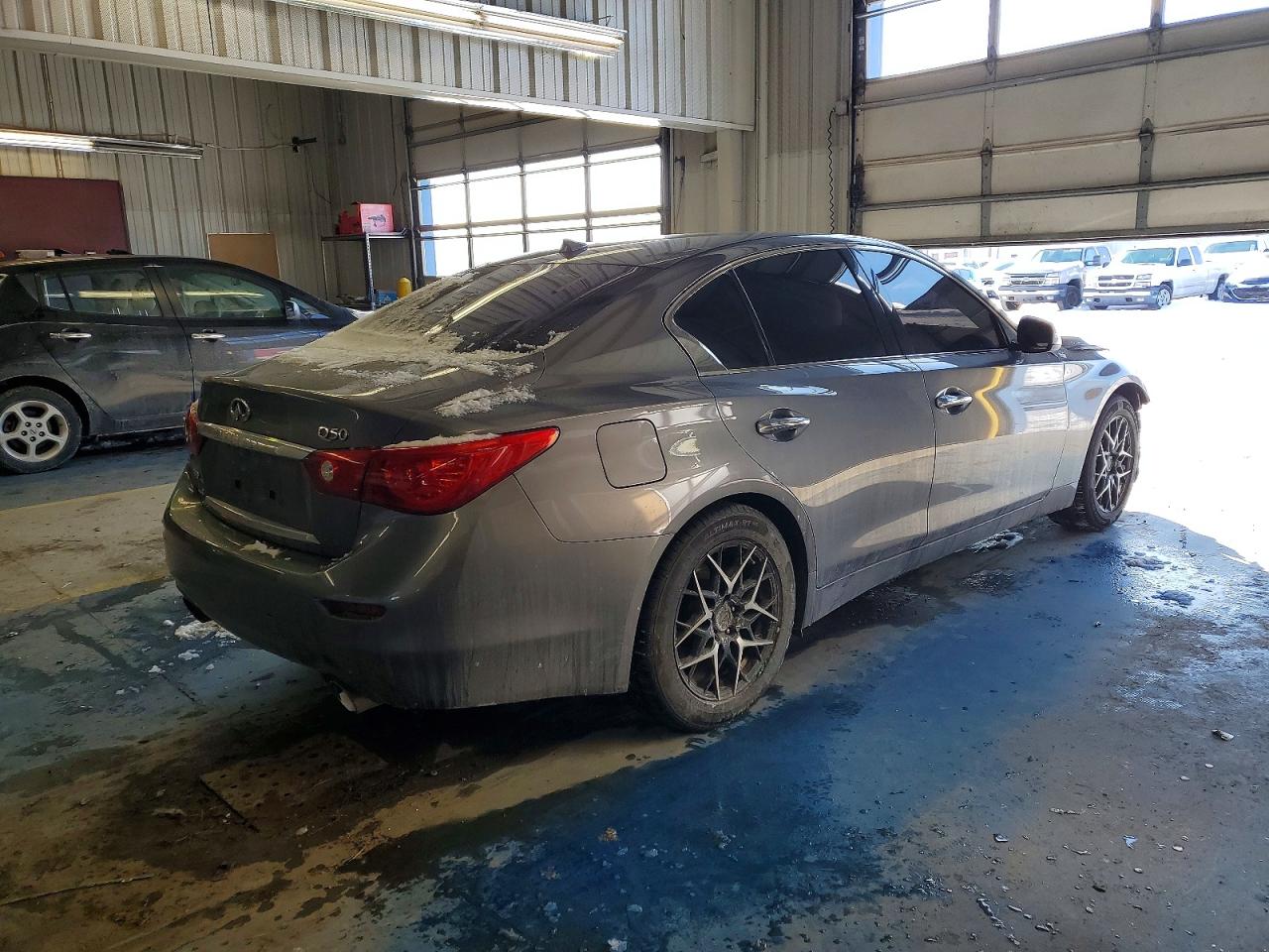 INFINITI Q50 Base