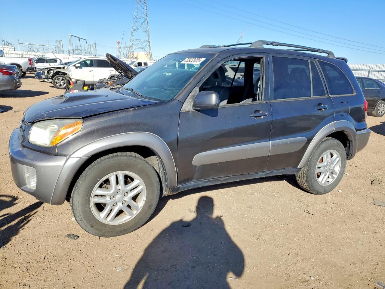 Salvage Toyota RAV4 Image