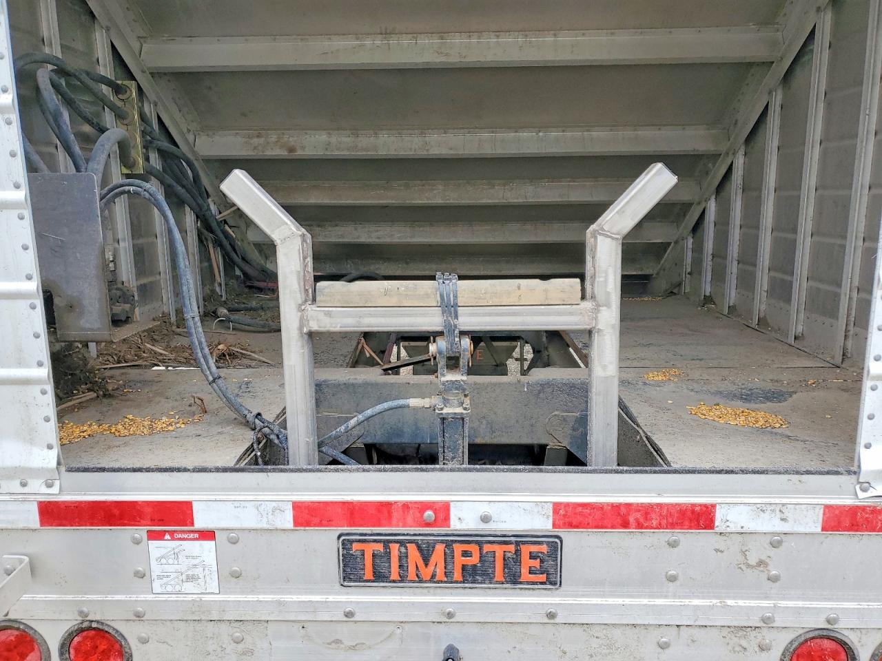Timpte Super Hopper