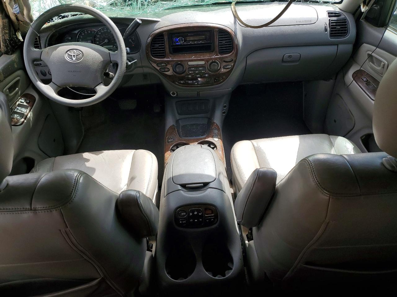 Toyota Sequoia Sr5
