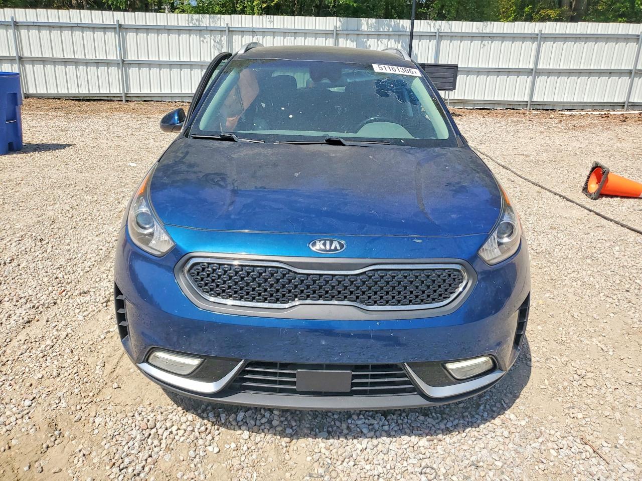Kia Niro Lx