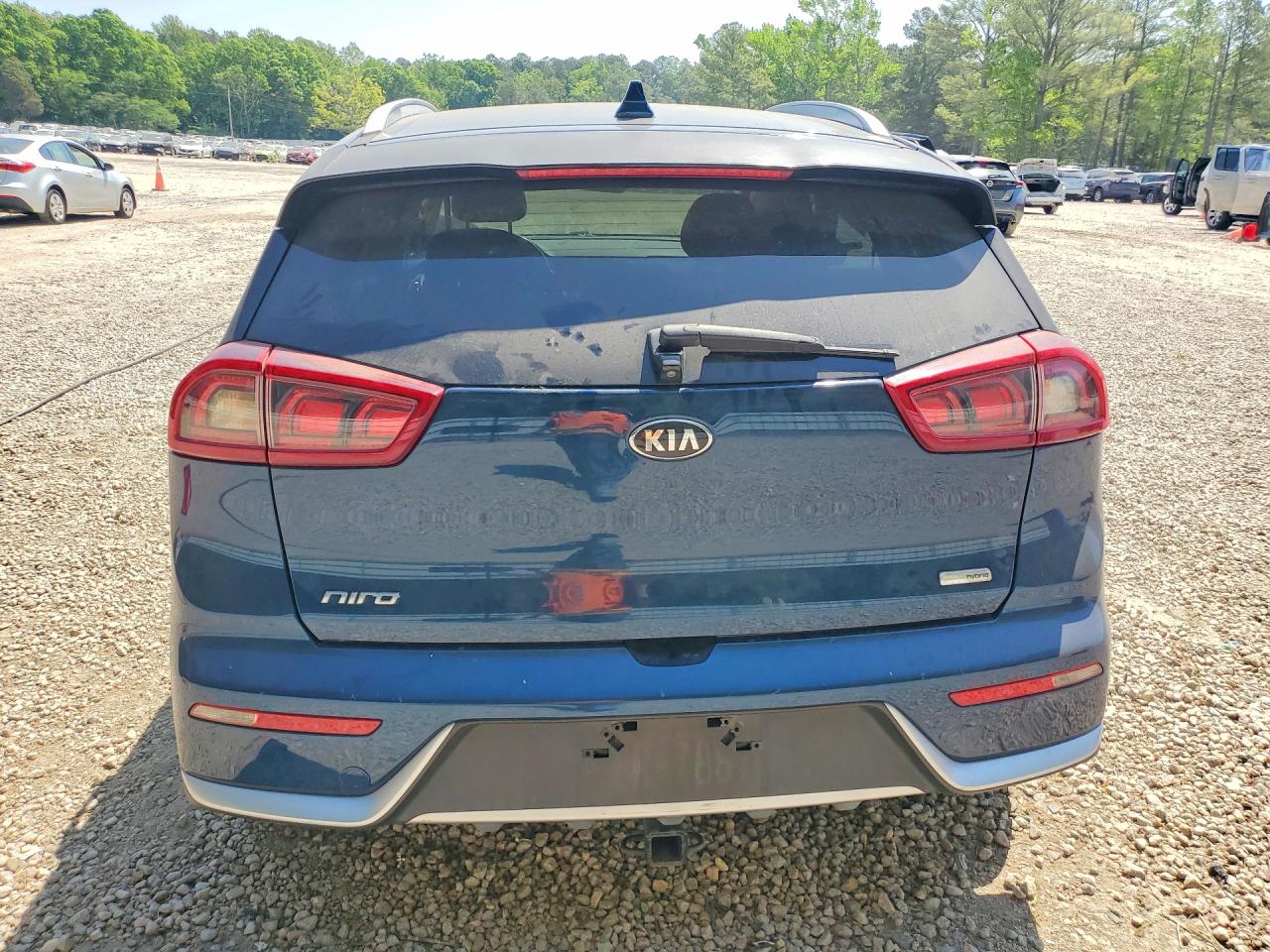 Kia Niro Lx