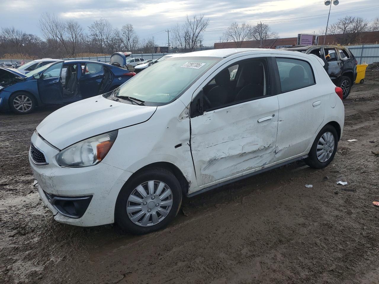 Salvage Mitsubishi Mirage Image
