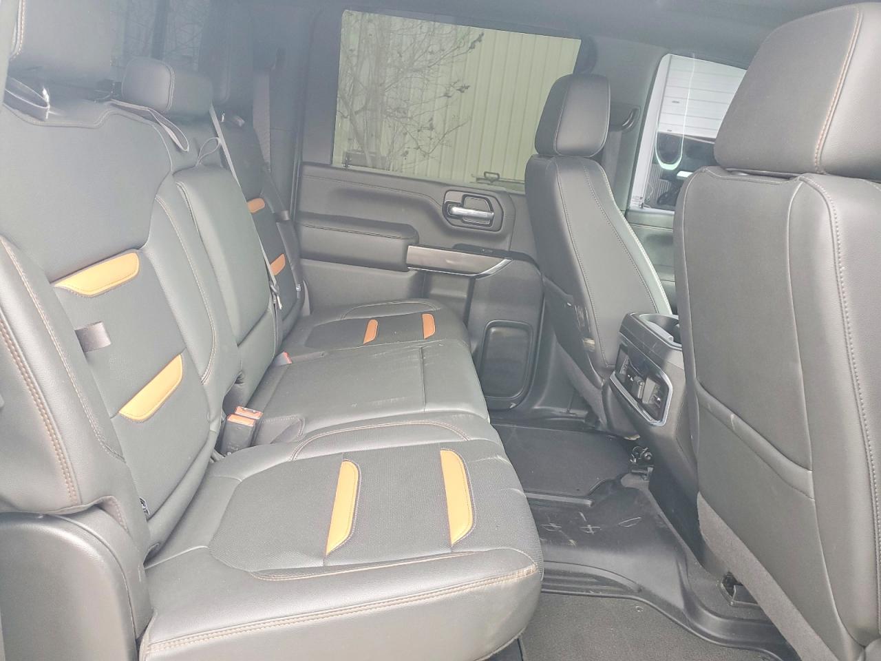 GMC Sierra K2500 At4