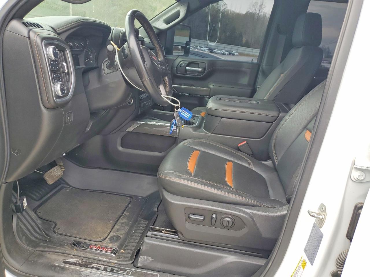 GMC Sierra K2500 At4