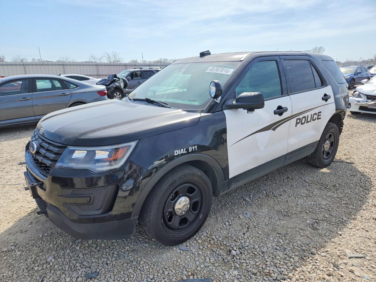 Salvage Ford Explorer Image