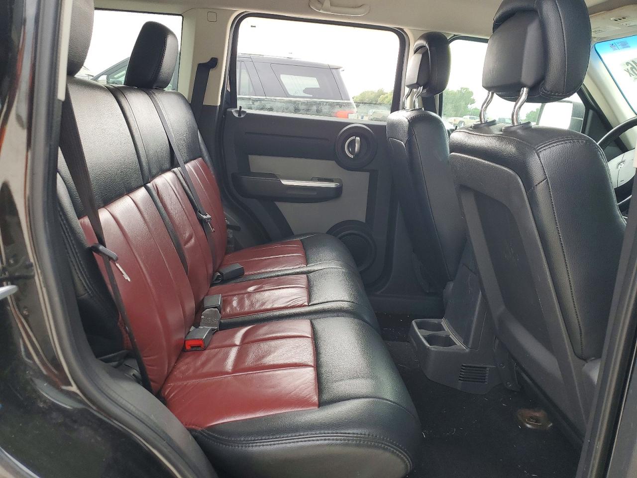 Dodge Nitro Sxt