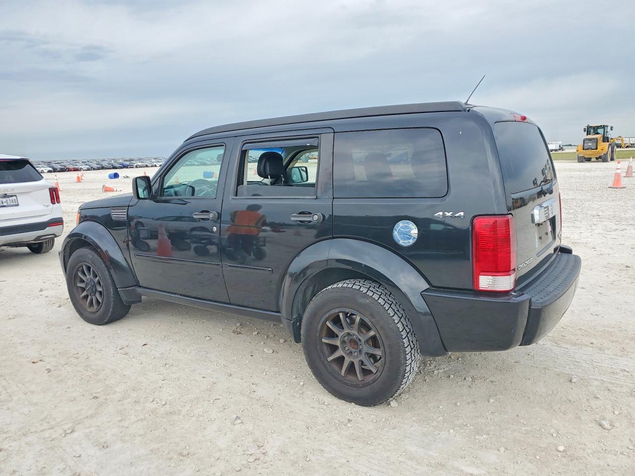 Dodge Nitro Sxt