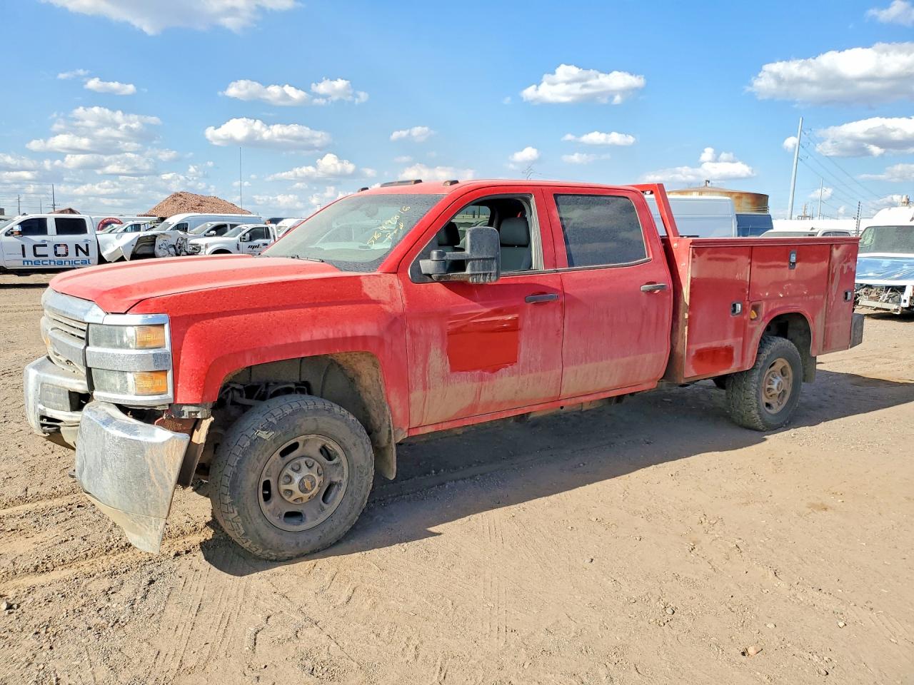 Salvage Chevrolet Silverado Image