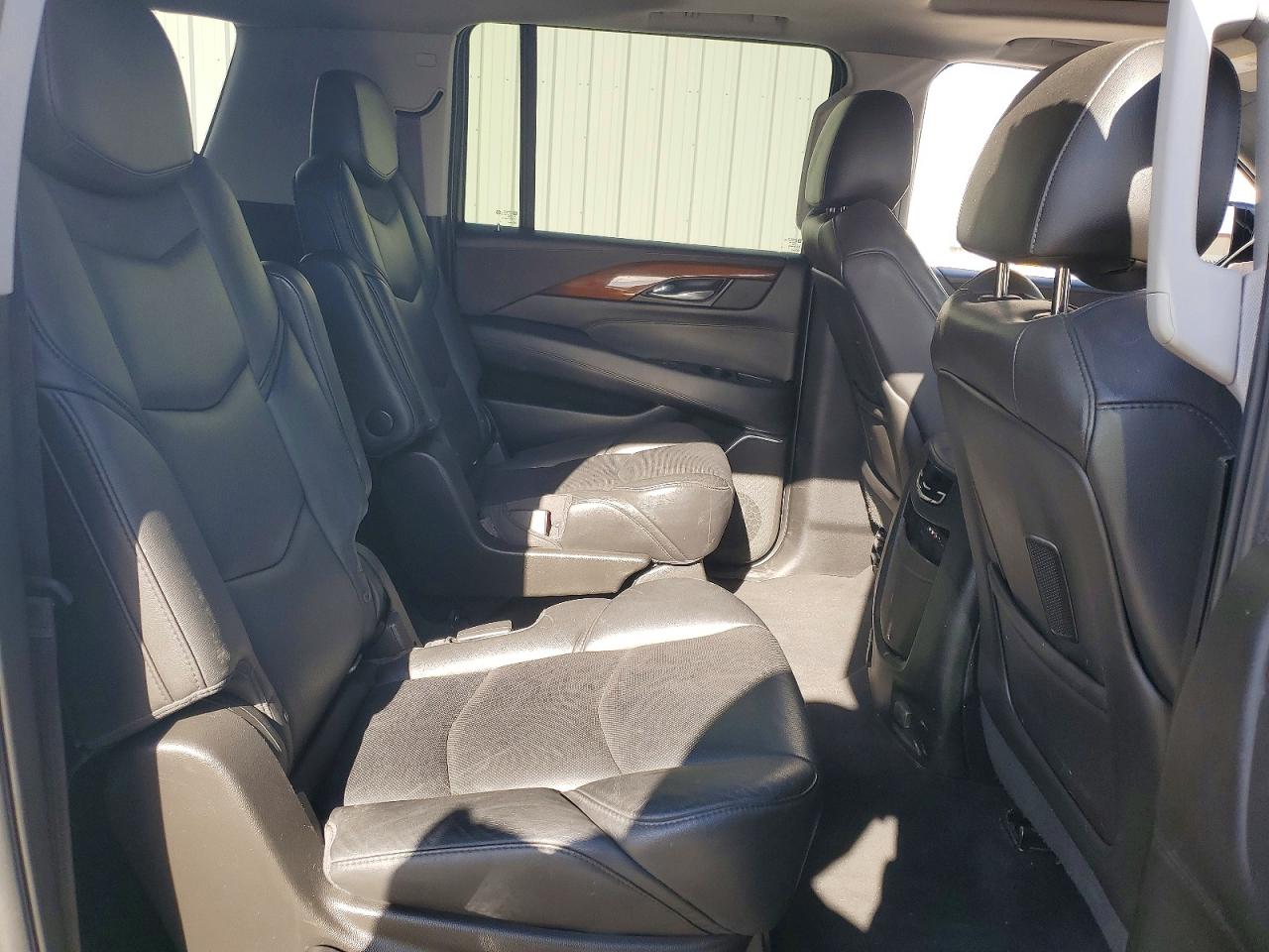 Cadillac Escalade Esv Luxury
