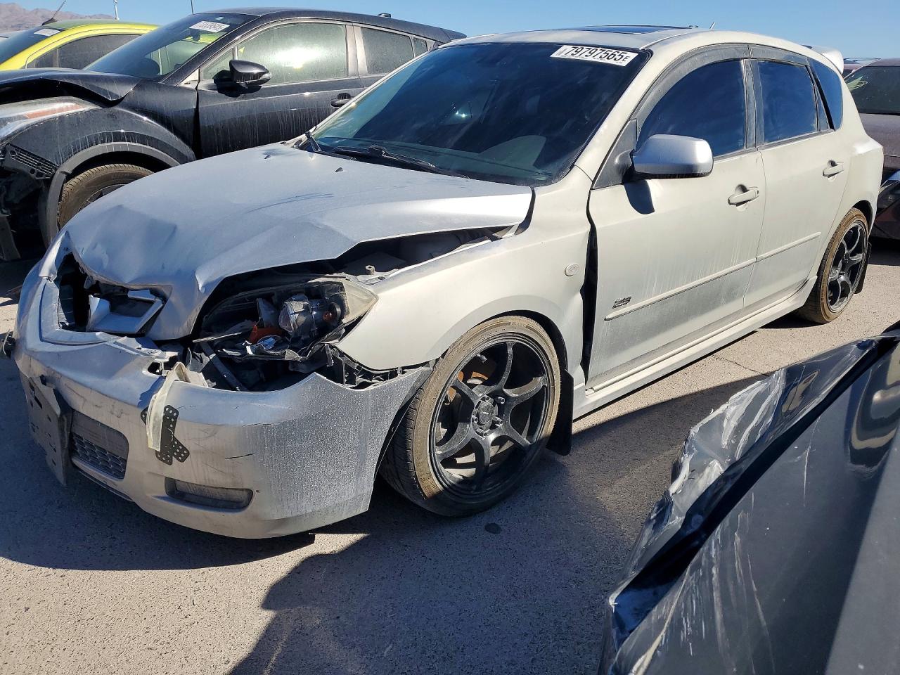Salvage Mazda Mazda3 Image