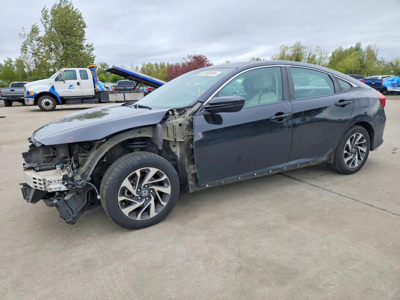 Salvage Honda Civic Image