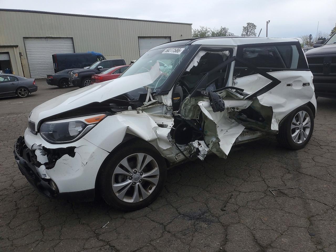 Salvage Kia Soul Image