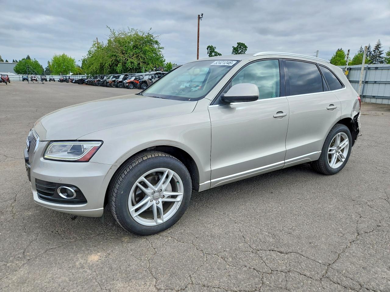 Salvage Audi Q5 Image