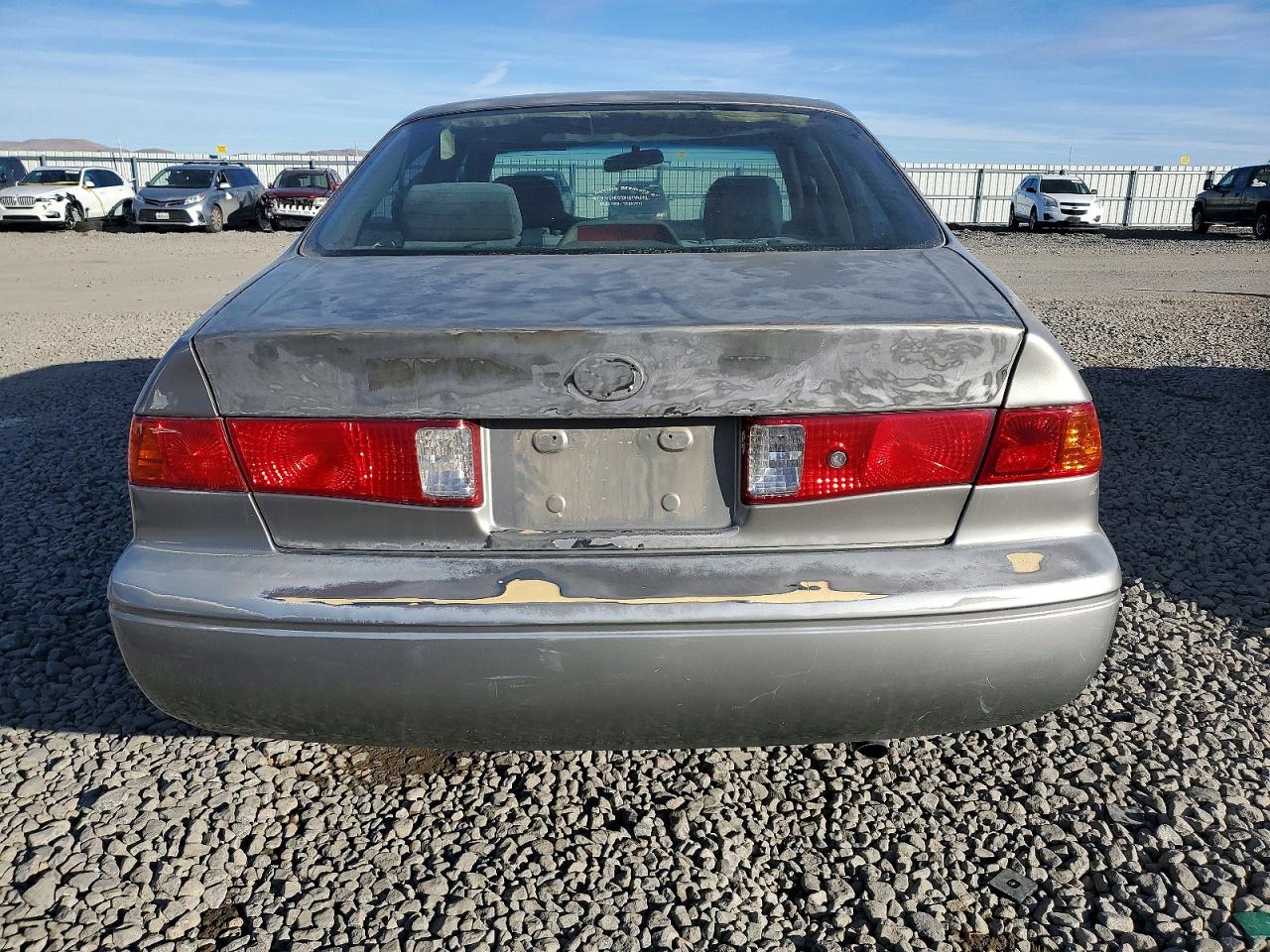 Toyota Camry Ce V6