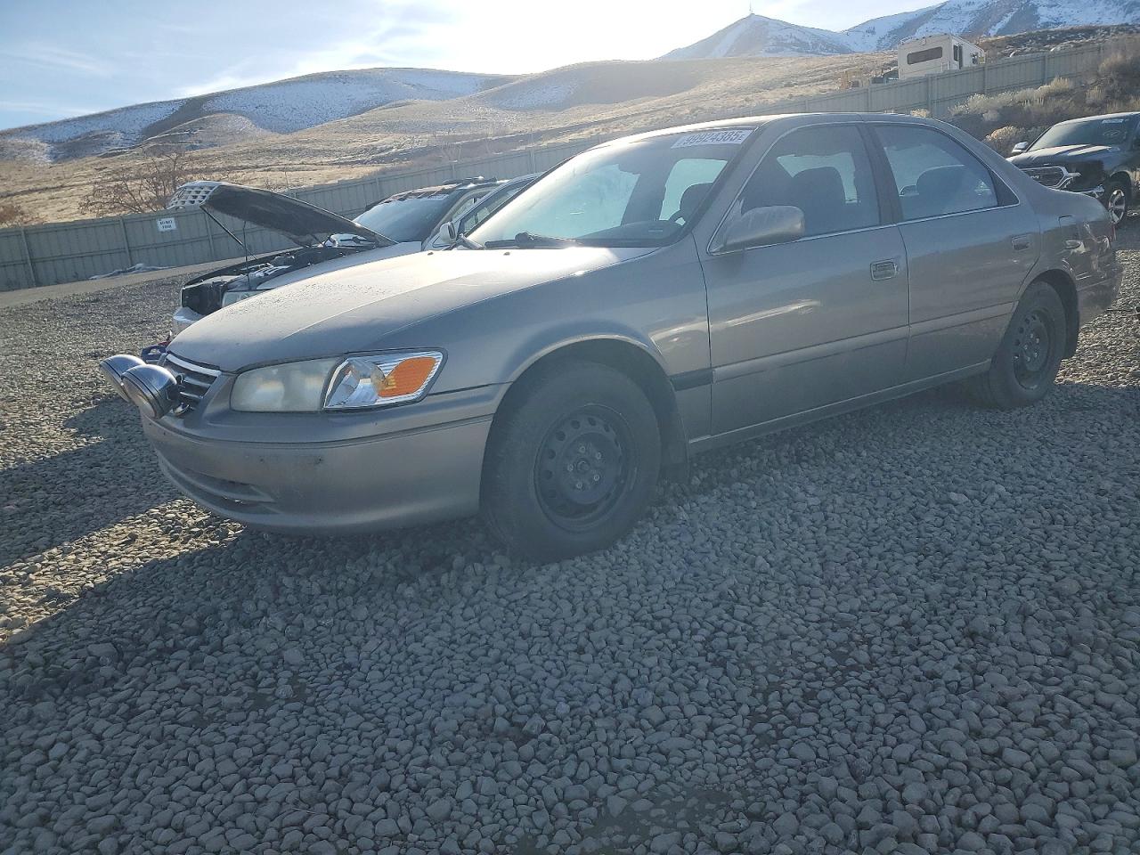 Salvage Toyota Camry Image