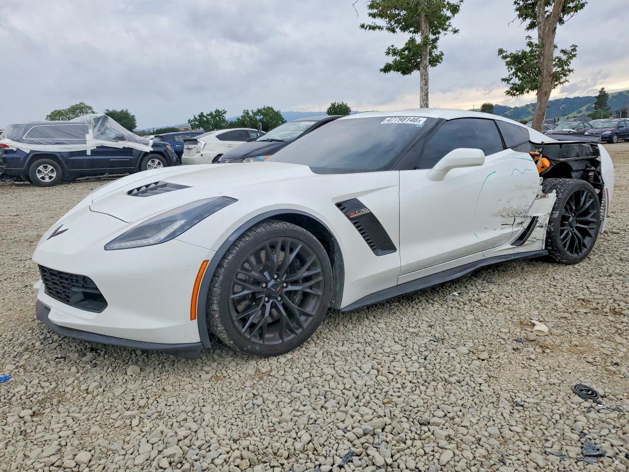 Salvage Chevrolet Corvette Image