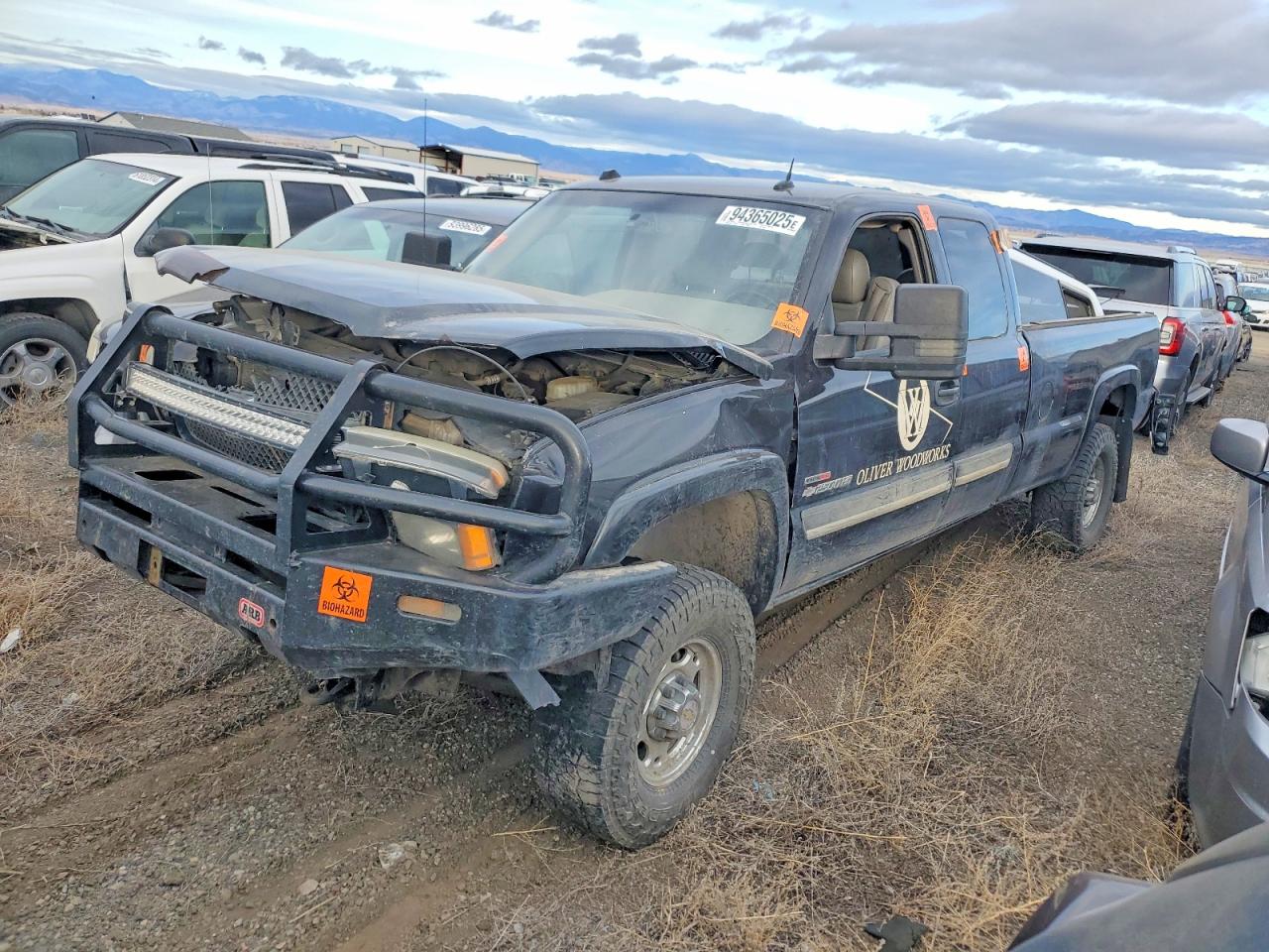 Salvage Chevrolet Silverado Image