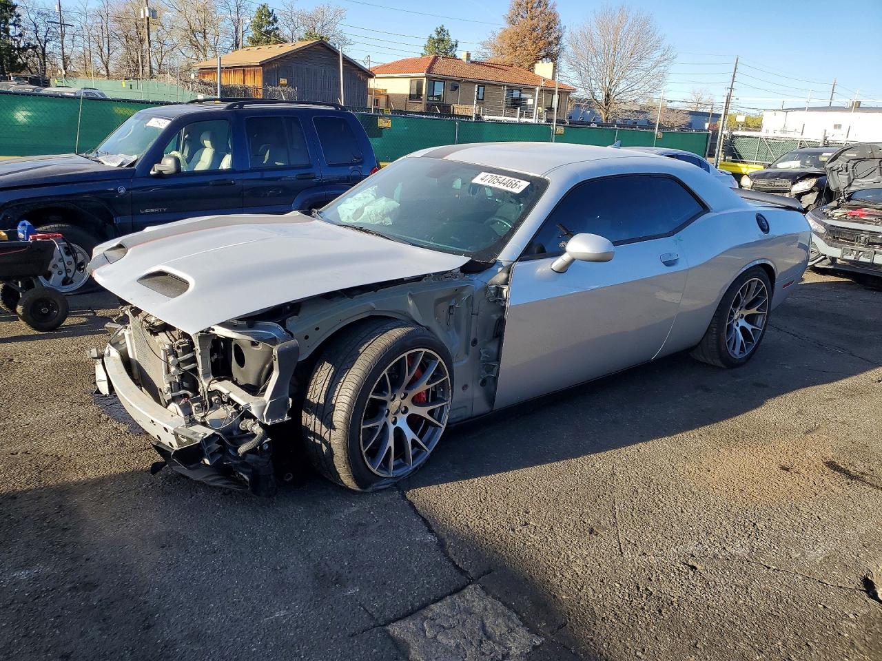 Salvage Dodge Challenger Image