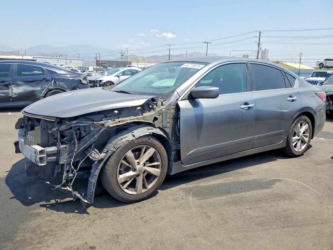 Salvage Nissan Altima Image