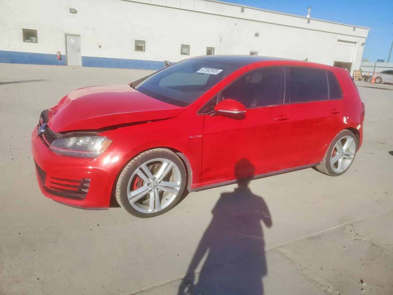 Salvage Volkswagen GTI Image