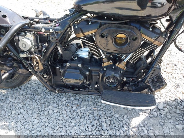 Harley-Davidson Fltrxs
