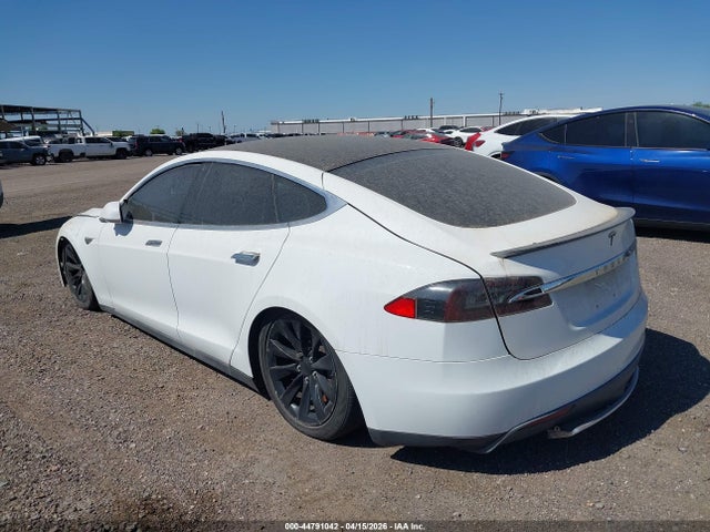 Tesla Model S Performance