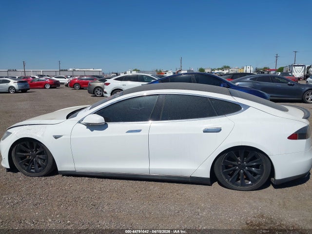 Tesla Model S Performance