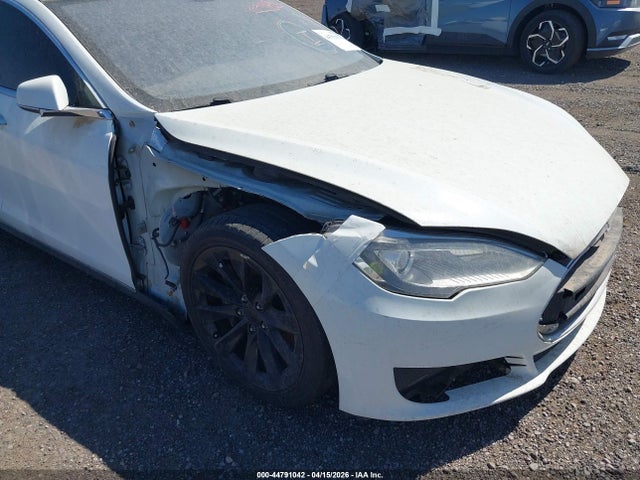 Tesla Model S Performance